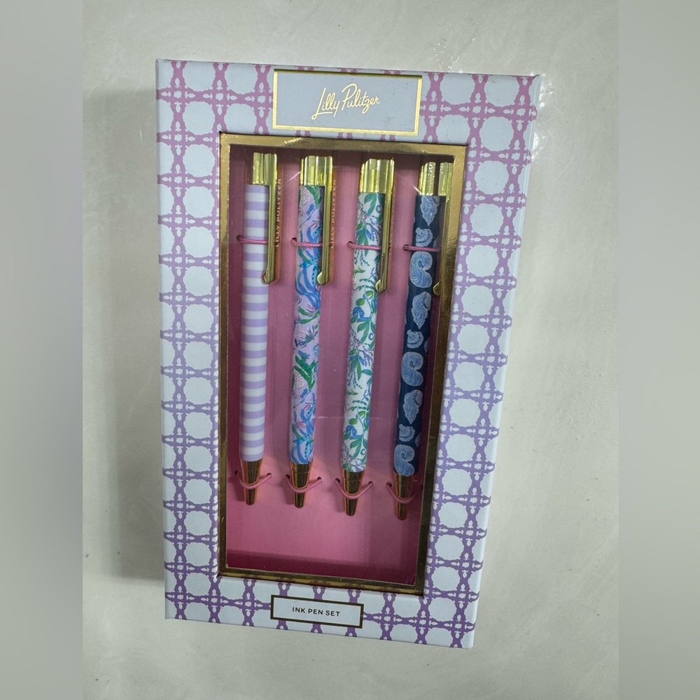 Lilly Pulitzer Multicolor Ink Pen Set with Gold Details!
Brand New - Picture 2 of 2